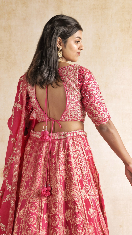 Designer Lehengas