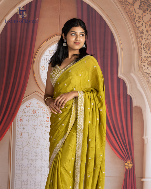 The rhythm of the loom, the soul of the artisan, and a silhouette made for the now.